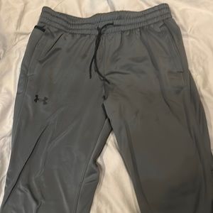 Under armour Loose joggers sz Lrg